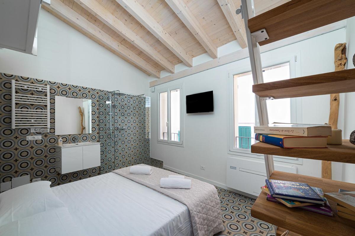 Appartement Insapria, Caressa De Mae à Bordighera Extérieur photo
